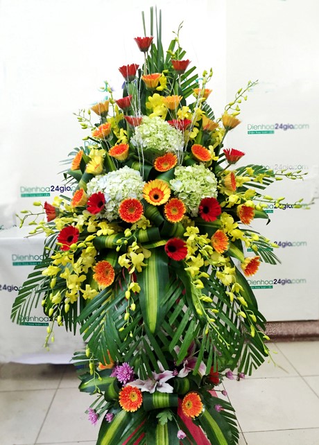 Những mẫu lẵng hoa đẹp nào được sử dụng để chúc mừng ngày 20/11?
