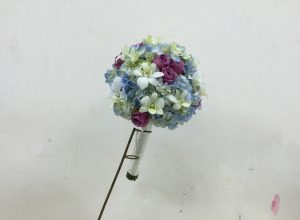 Cách bó hoa cưới cẩm tú cầu