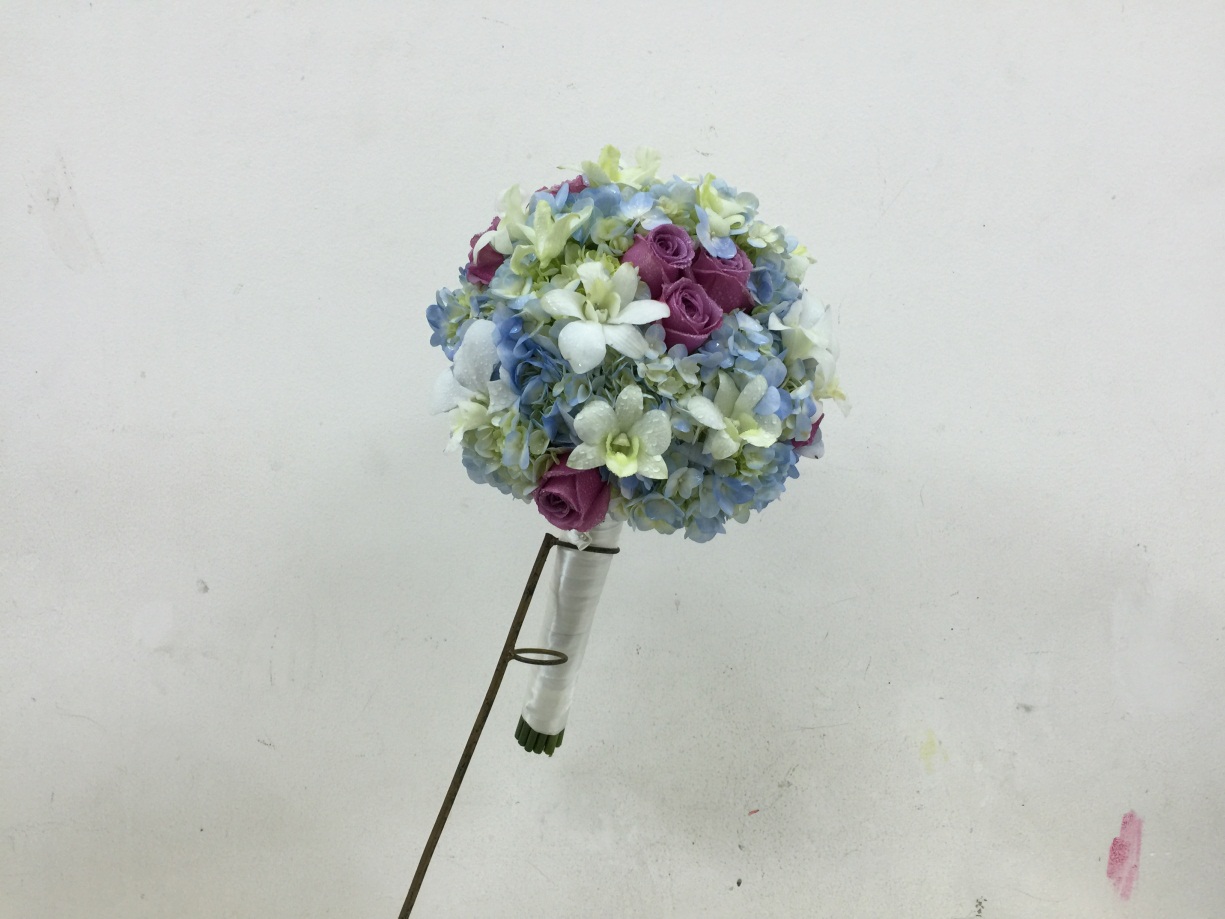Cách bó hoa cưới đơn giản với nhiều loại hoa